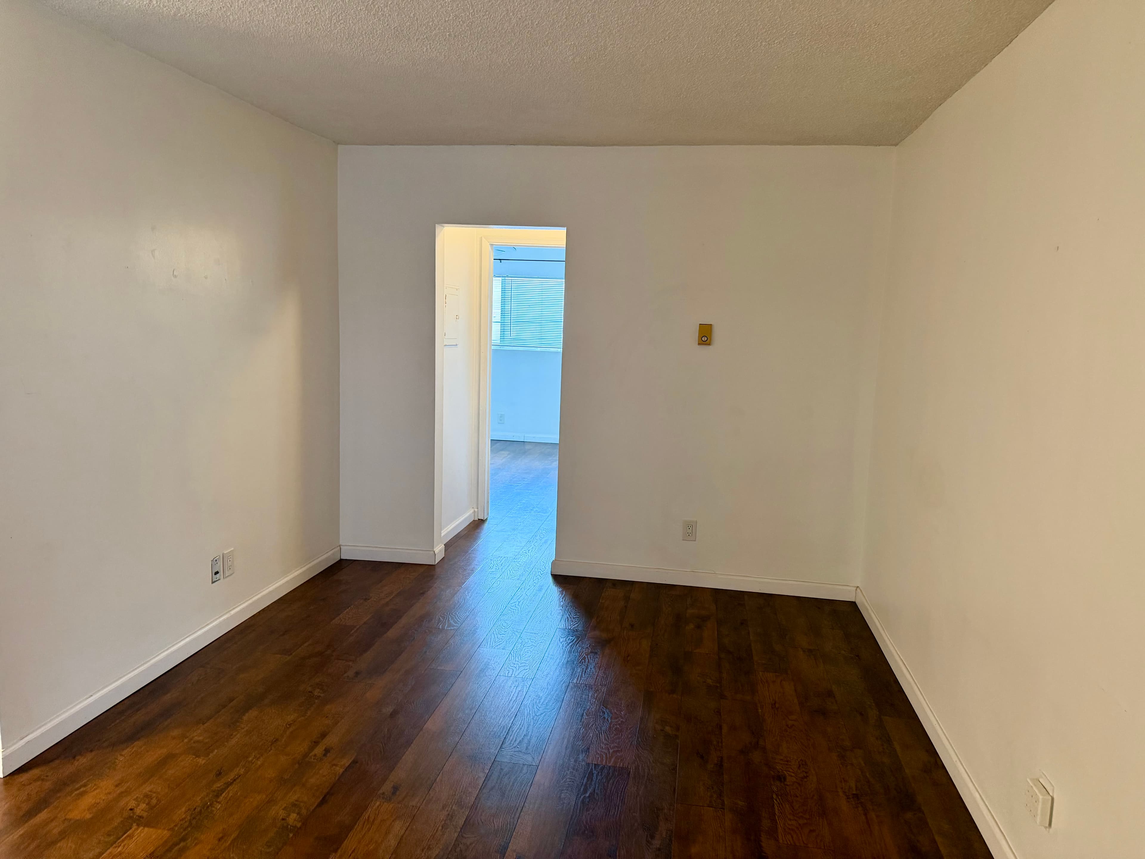 335 Cedar Avenue Unit 212 thumbnail 4
