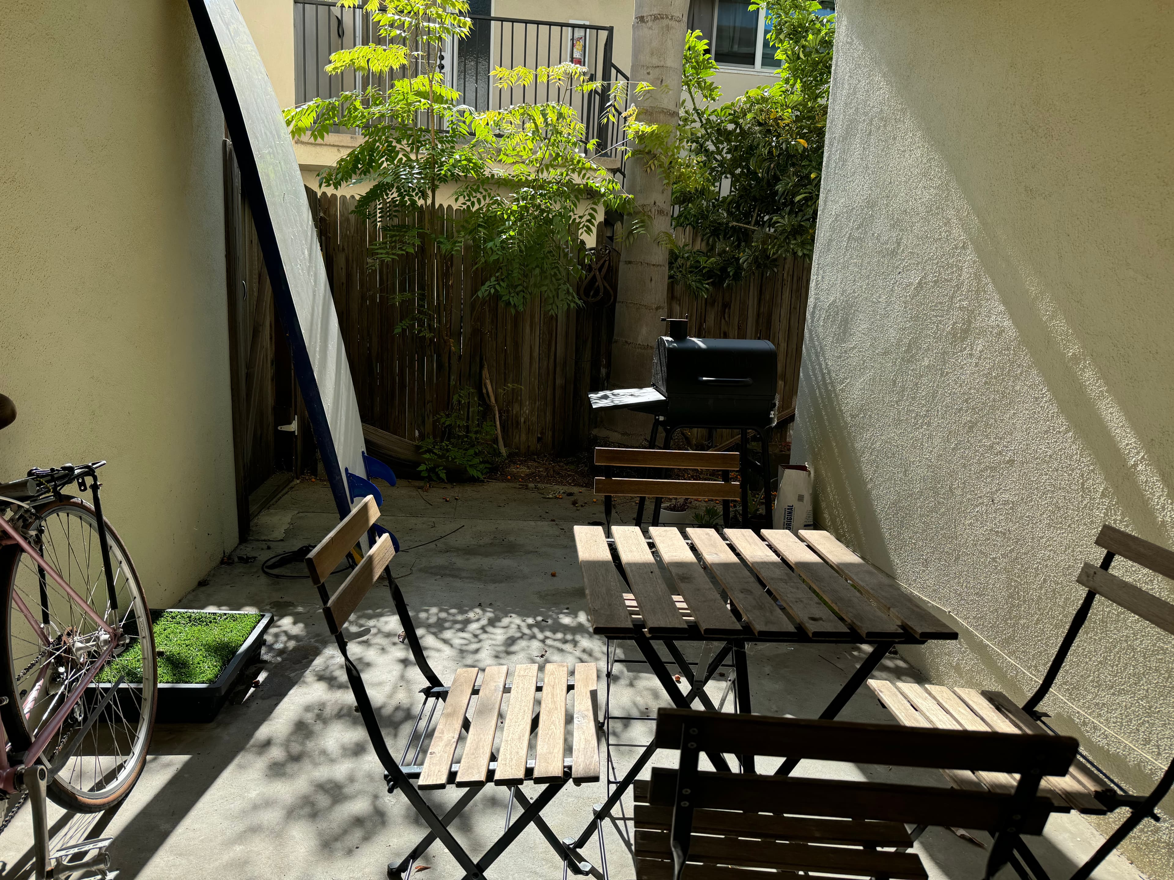 4243 E 5th St, #2. grid snippet 2